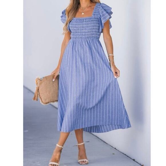 Cupshe Blue Pinstriped Smocked Maxi Beach Dress Ruffle Cap Sleeve Size Large NEW - Picture 3 of 13